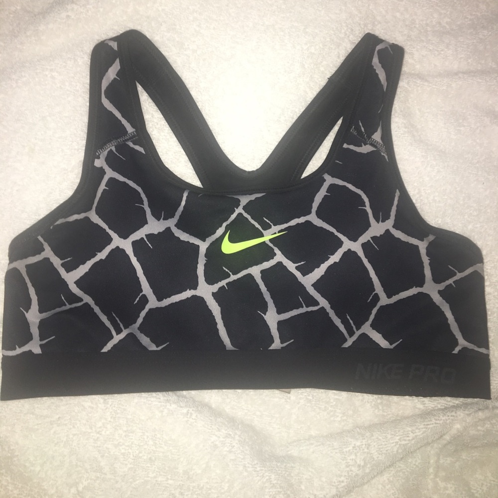 Nike Pro Sports Bra